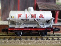 373-675Z  Power  14-ton tank wagon